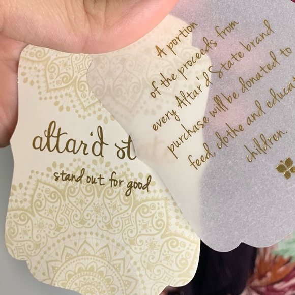 Altar'd state floral key hole top - Picture 11 of 12